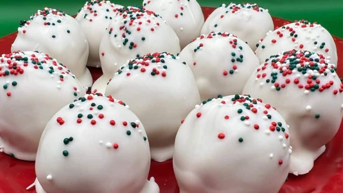 5-Ingredient Peanut Butter Snowballs