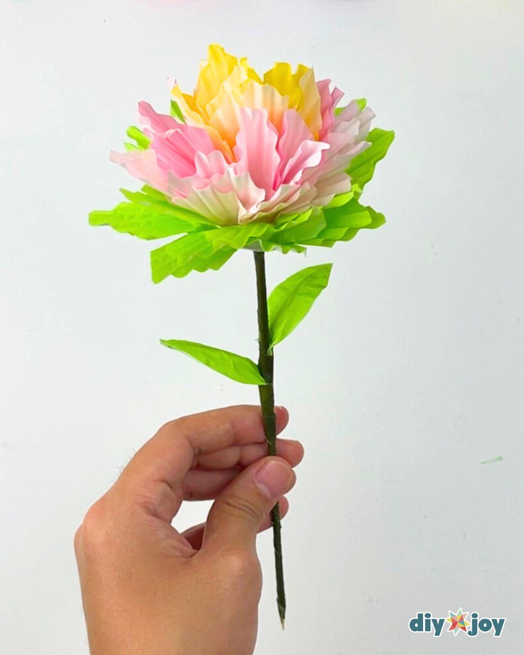 Easy Paper Flower Bouquet Using Cupcake Liners — making adjustments