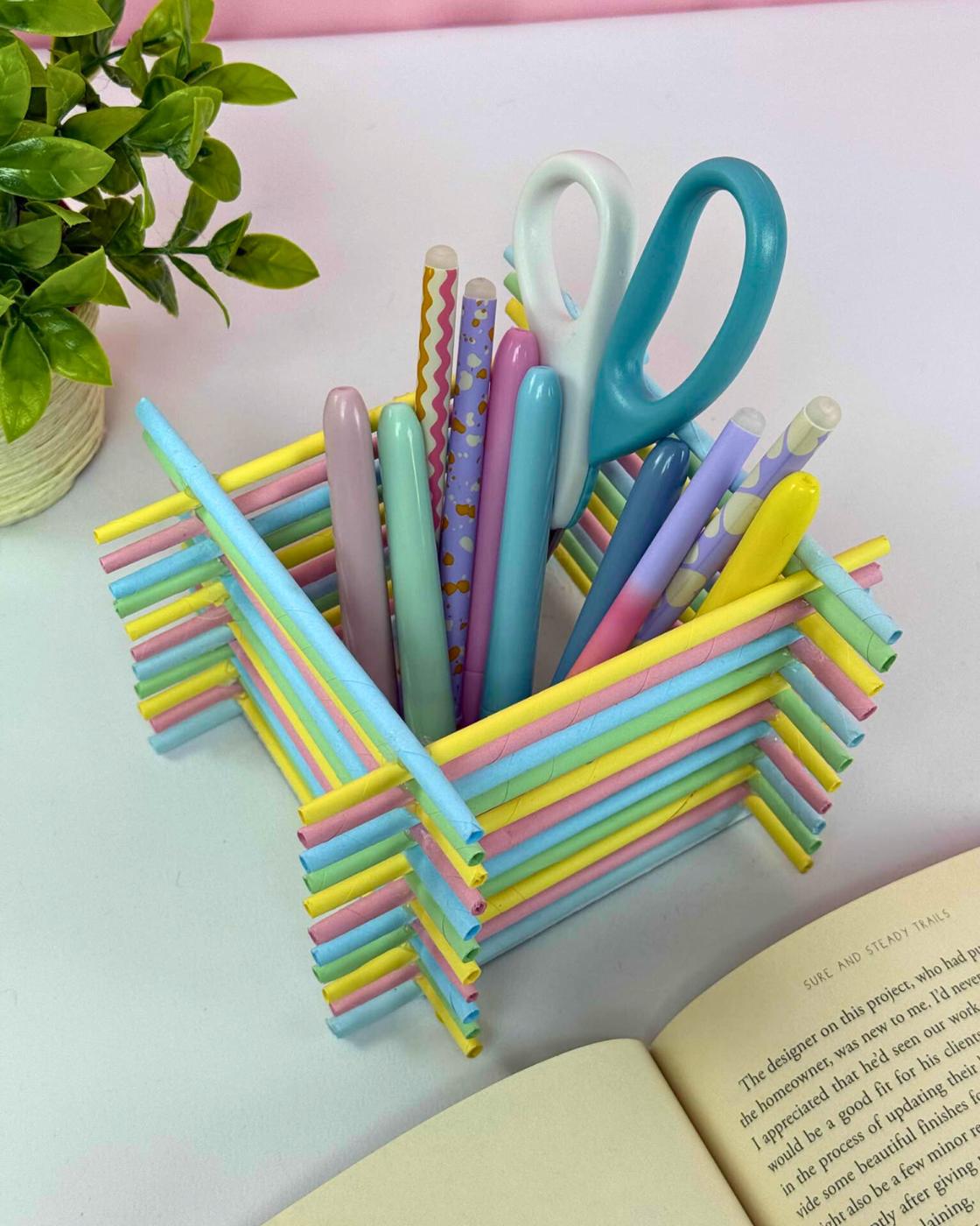 Colored Paper Pen Holder — easy diy school pen holder