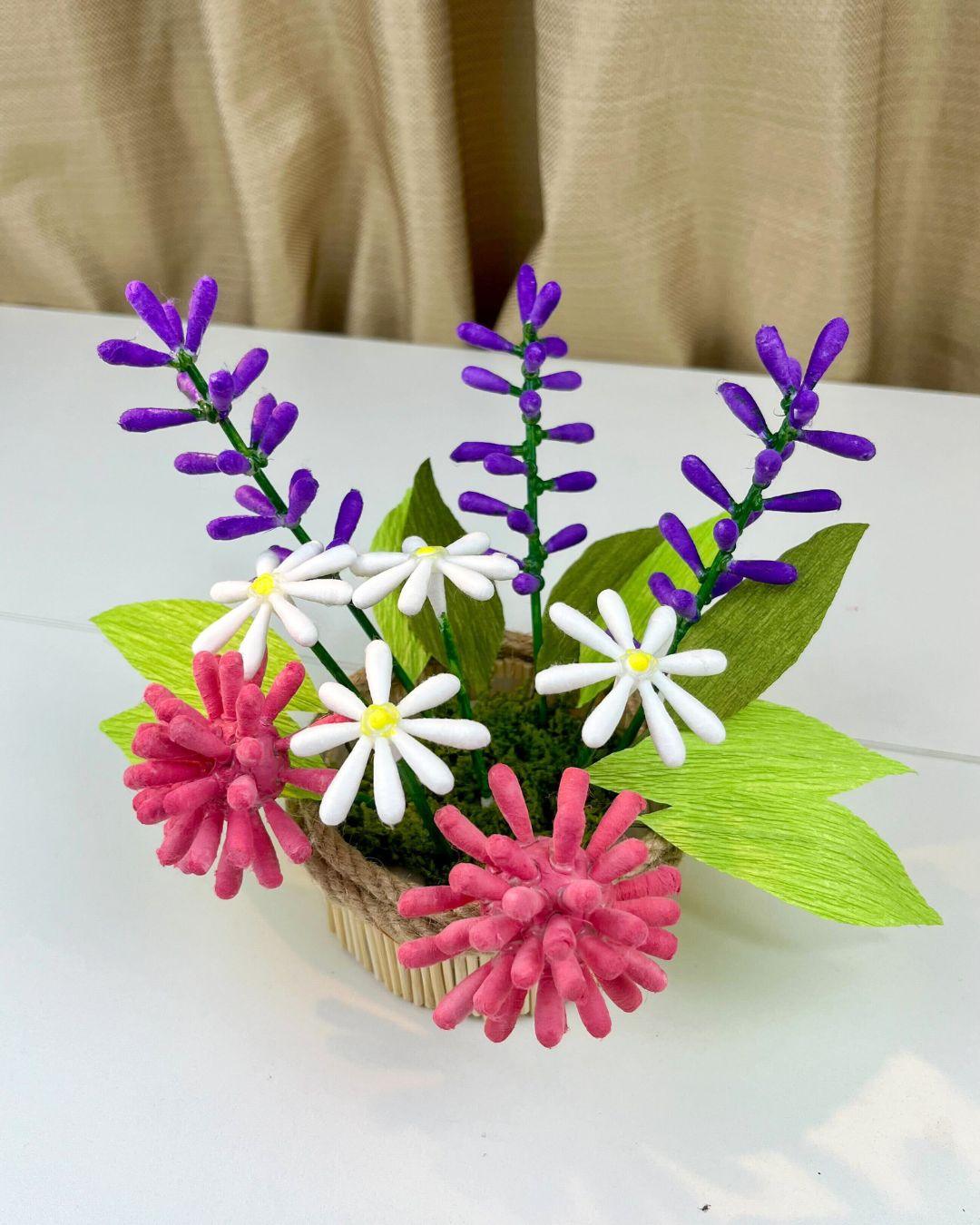 Homemade Q Tip Flower Bouquet — arranging the flowers