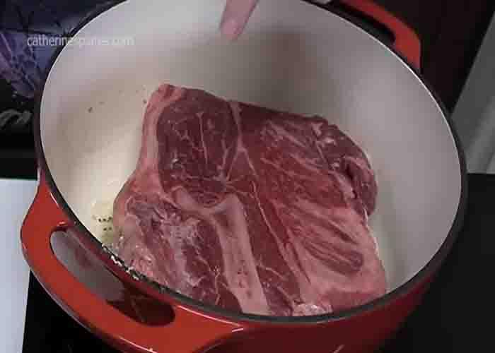 Searing the Caribbean chuck roast