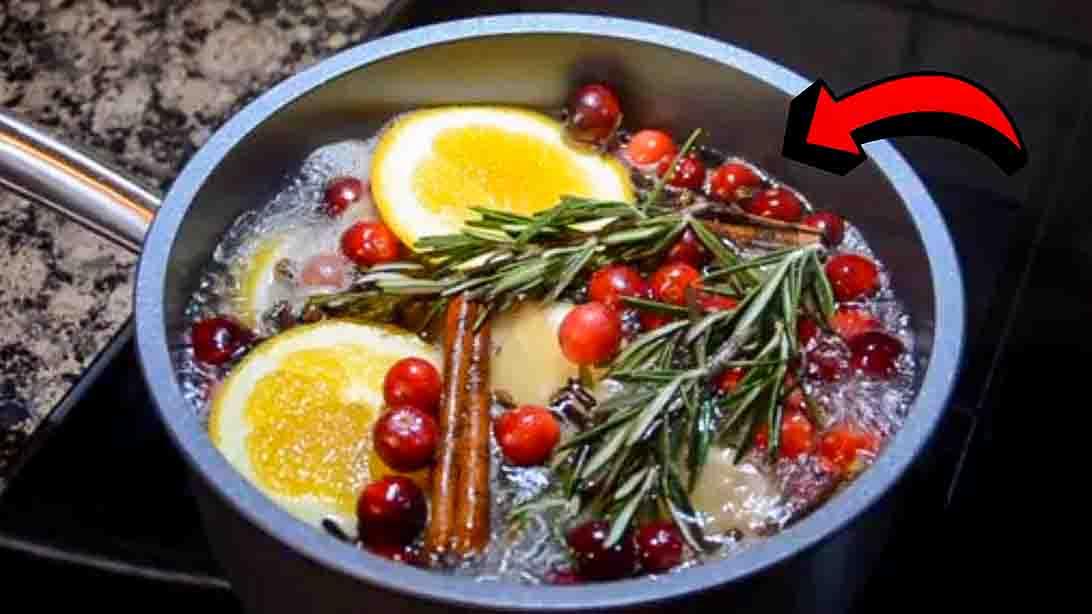 How to Make Your House Smell Like Christmas
