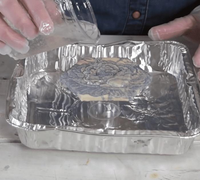 Turn Fabric Scraps and an Old Tile Into a Beautiful Coaster Instructions