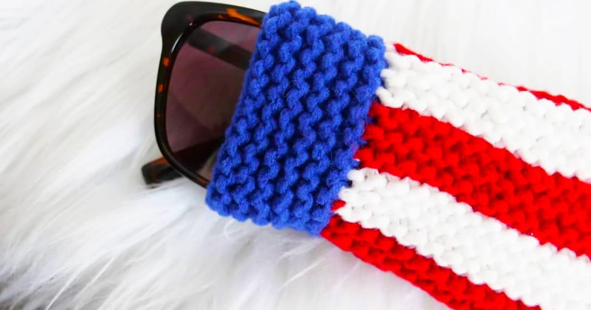 DIY Knit Fourth of July Sunglasses Pouch