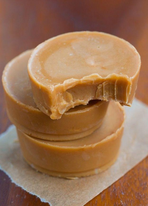 Keto Dessert Recipes - Clean Eating Almond Butter Fudge - Easy Ketogenic Diet Dessert Recipes and Recipe Ideas - Shakes, Cakes In A Mug, Low Carb Brownies, Gluten Free Cookies #ket