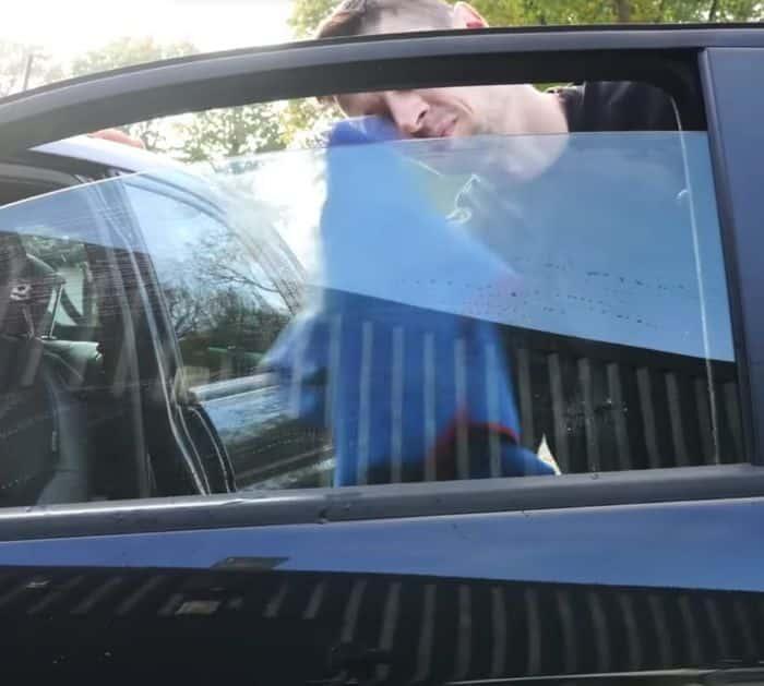 How to Clean Car Windows Without Streaks Steps