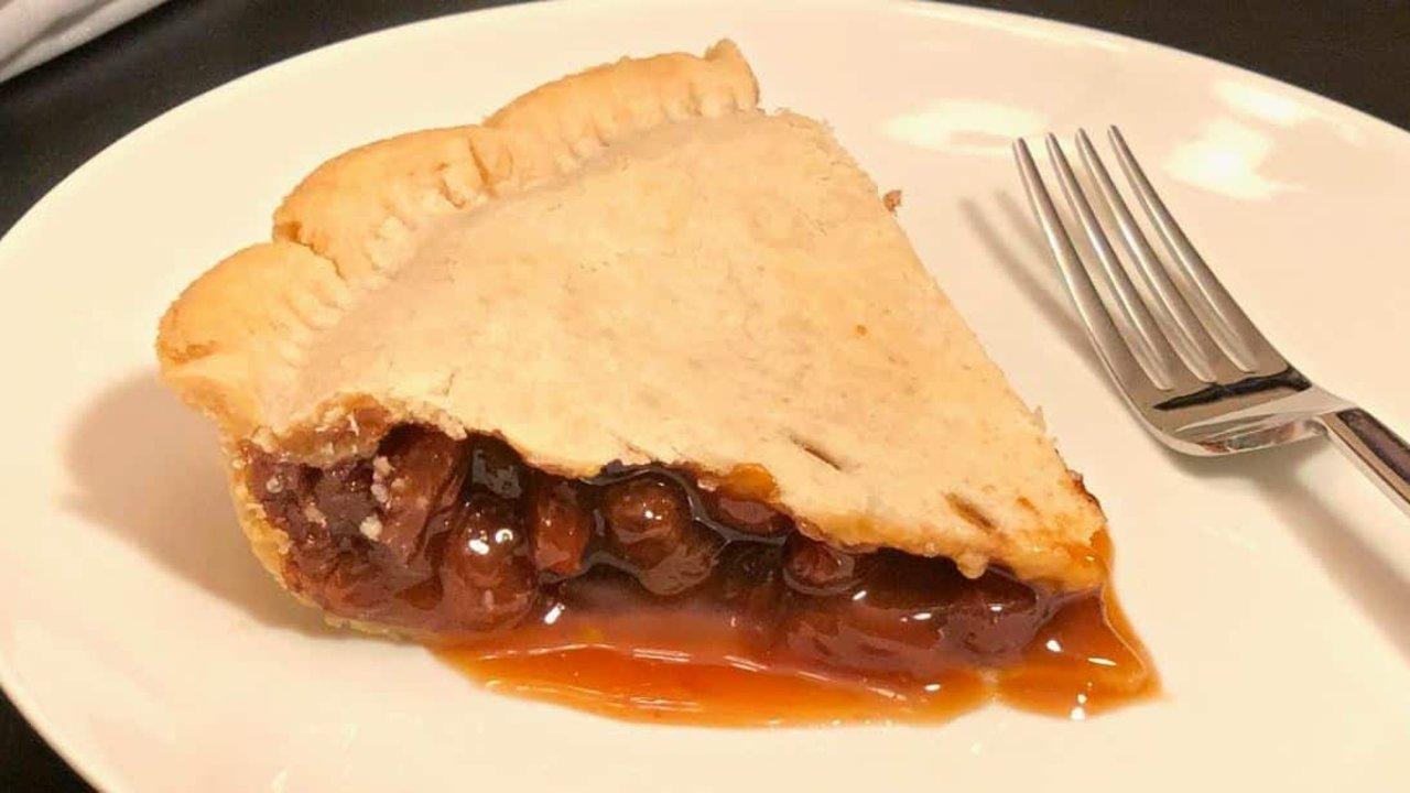 Easy Old-Fashioned Raisin Pie Recipe