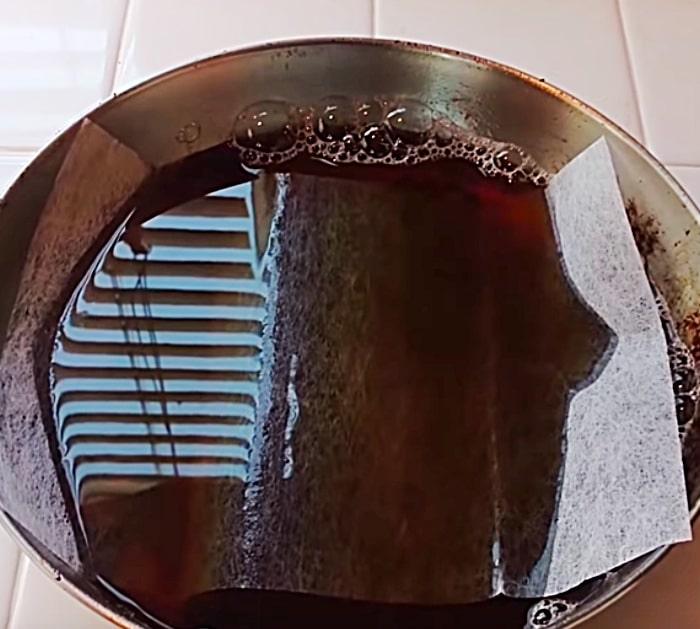 Clean a grungy skillet or casserole with dryer sheets