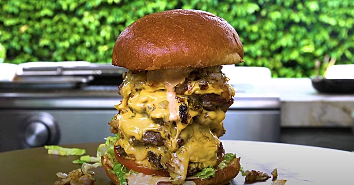 In-N-Out 4×4 (Animal Style) Burger Recipe Copycat