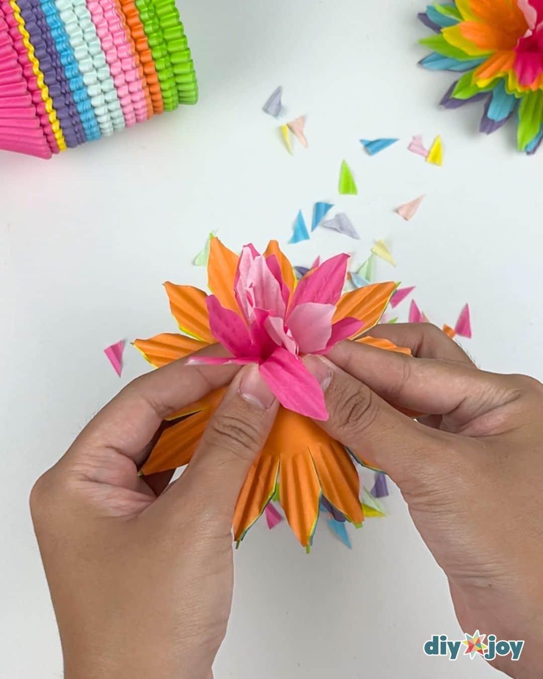 Paper Flowers Cupcake Liners — crumple