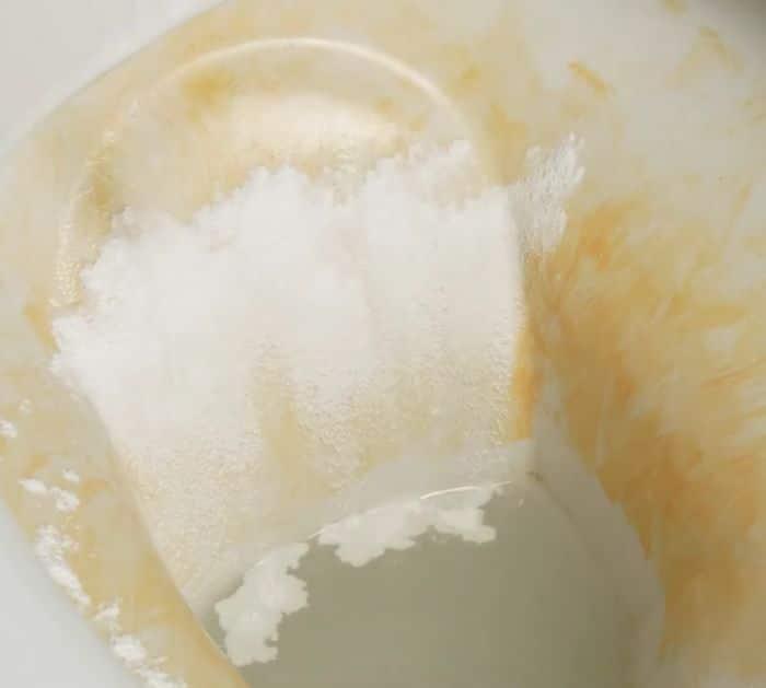 Easy Tips and Hacks Using Baking Soda
