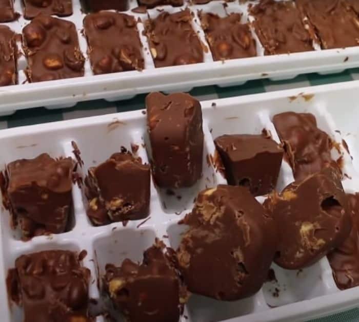 Old-fashioned DIY Homemade Retro Chunky Bars