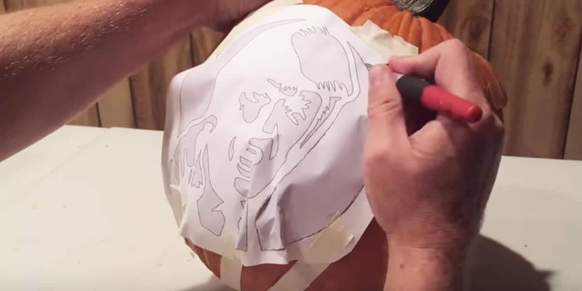 Oh My Gosh…Watch How He Makes A Remarkable Trumpkin-Pumpkin (Hilarious!)