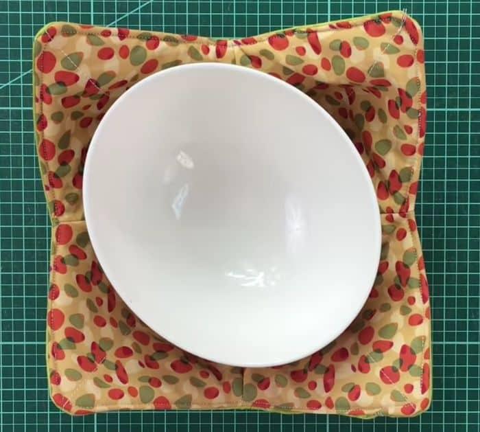 Easy to Sew Microwave Bowl Cozy