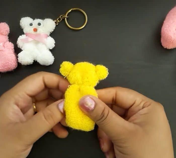 Easy Hair Tie Teddy Bear Keychain Materials