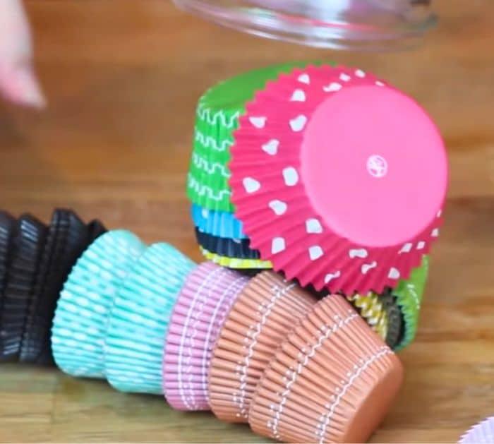 How to Prevent Cupcake Liners From Sticking Tips