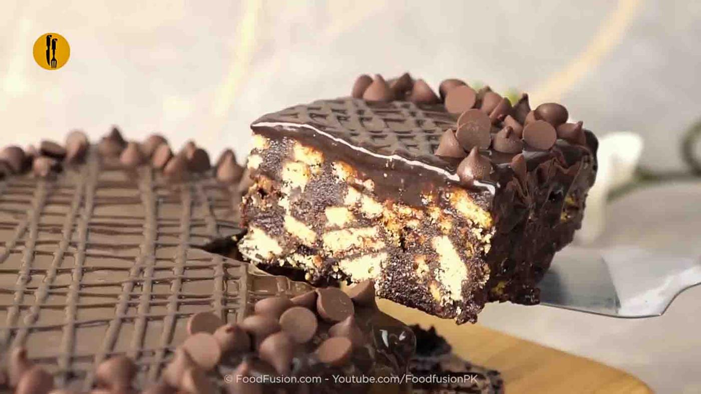 No-Bake Chocolate Biscuit Cake Recipe