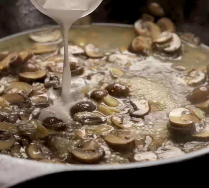 Easy One Pan Creamy Garlic Mushroom Chicken Recipe Ingredients