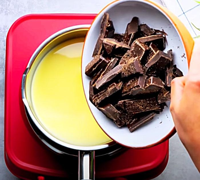 How To Make 2 Ingredient Chocolate Fudge - Christmas Candy - Easy Fudge Recipe