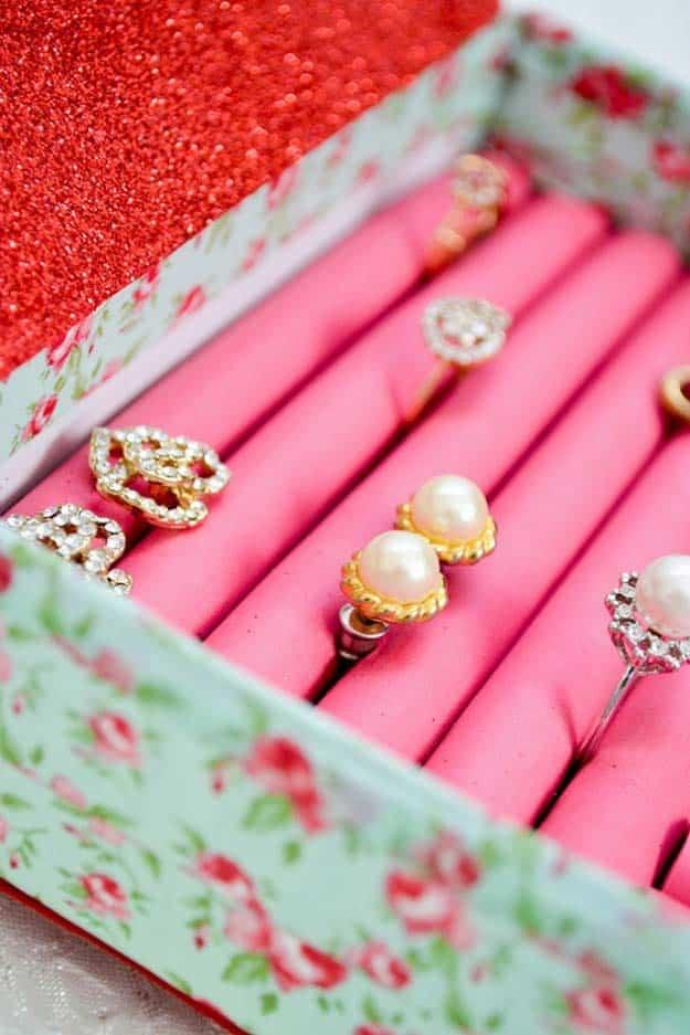 DIY Ring Box for Jewelry, an easy one to put together for a last minute gift and a favorite pick from this roundup