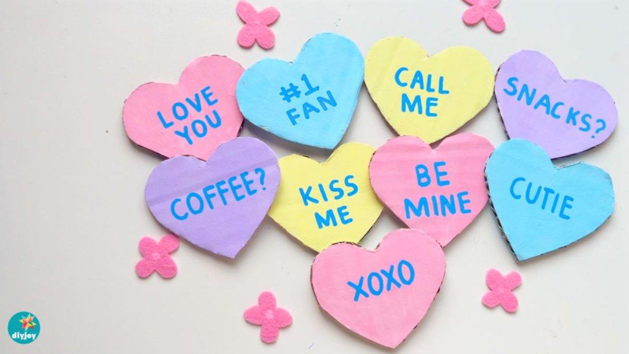 Cardboard Conversation Hearts | DIY Valentine’s Decor