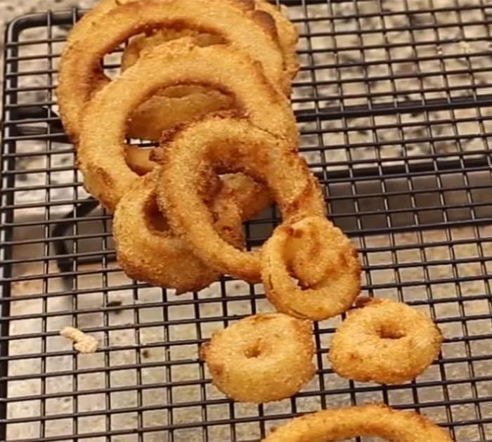 Place Onion Rings On Drying Rack - Easy Recipes