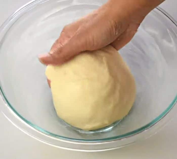 How to Make Garlic Bread Using an Air Fryer