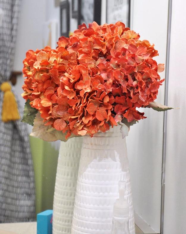 Spray Painted Fake Flowers, a fast weekend build even for a novice and proof a small change makes a real difference