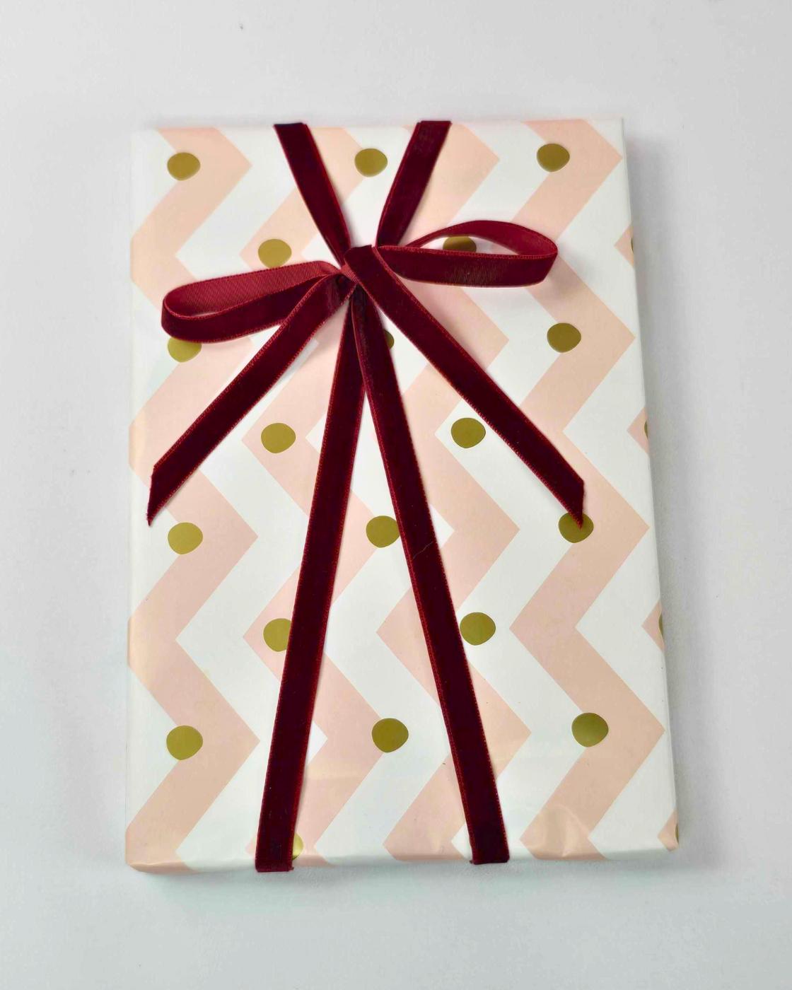 Ribbon Tying Hack In Minutes — diy ribbon hack for gift wrapping