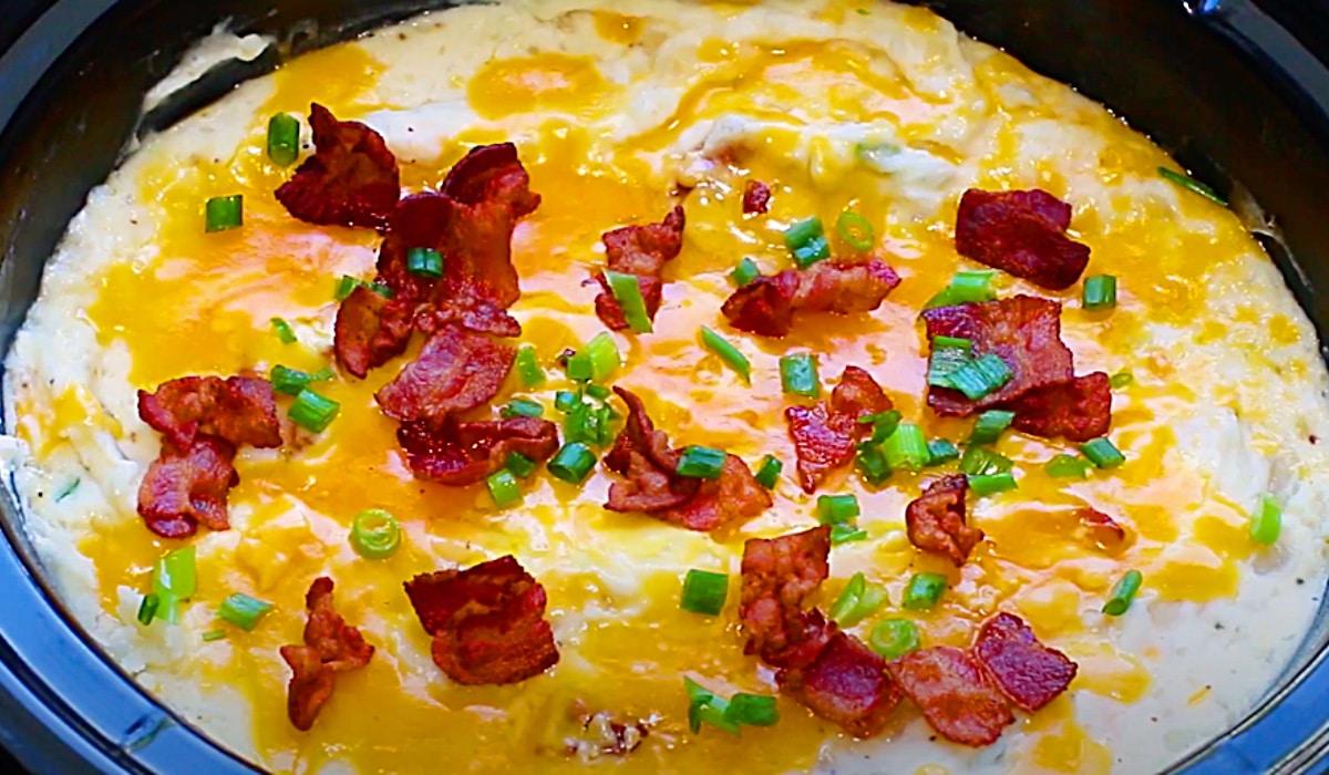 Crockpot Baked Potato Casserole Recipe