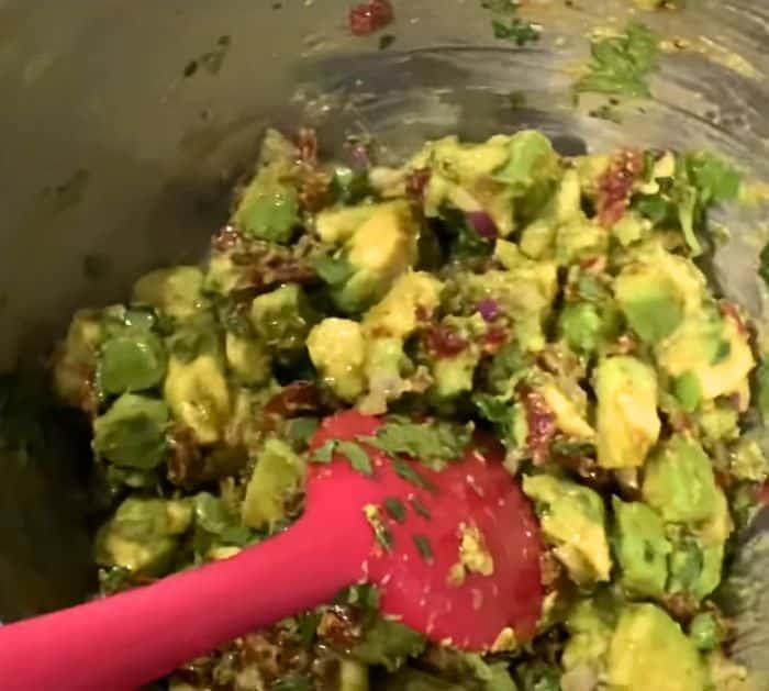 Avocado Egg Rolls Ingredients