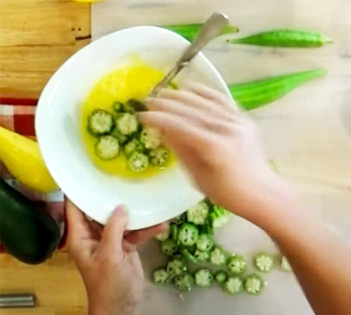 100 Year Old Fried Okra Recipe | Southern Food Recipes