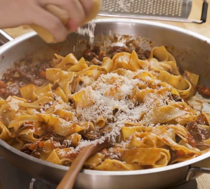 Best Short Rib Ragu With Pappardelle Pasta Recipe