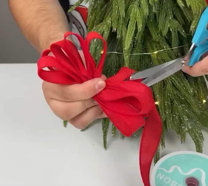 How to Make a Tabletop Christmas Tree