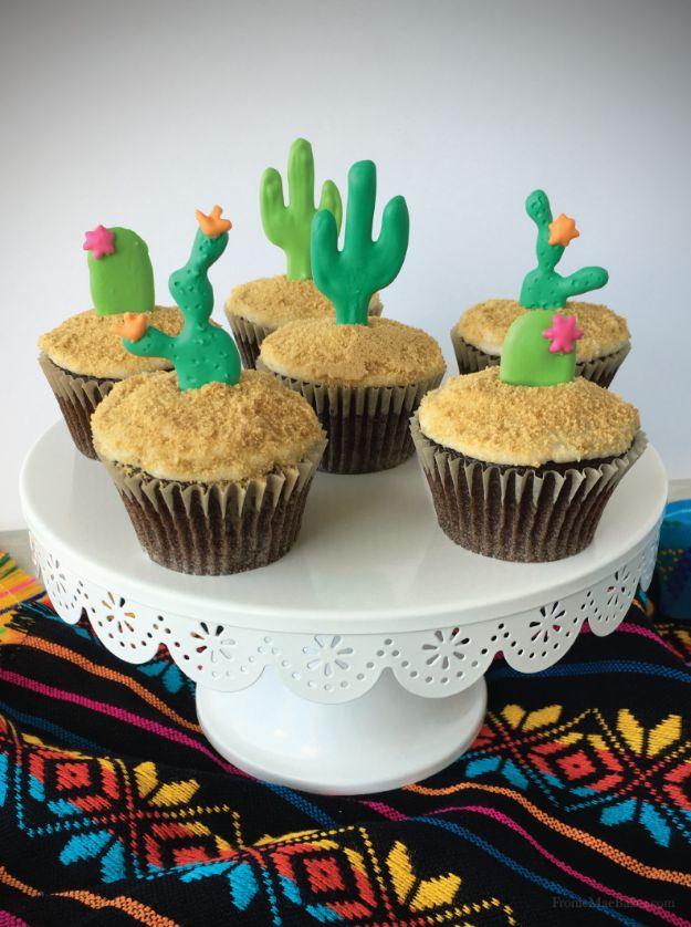 Cool Cupcake Decorating Ideas - DIY Cactus Cupcakes - Easy Ways To Decorate Cute, Adorable Cupcakes - Quick Recipes and Simple Decorating Tips With Icing, Candy, Chocolate, Butterc