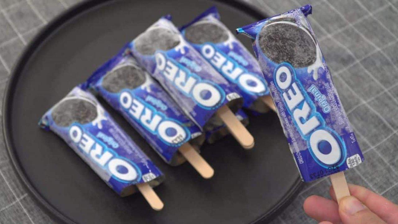 Easy 3-Ingredient Oreo Ice Cream Stick Recipe