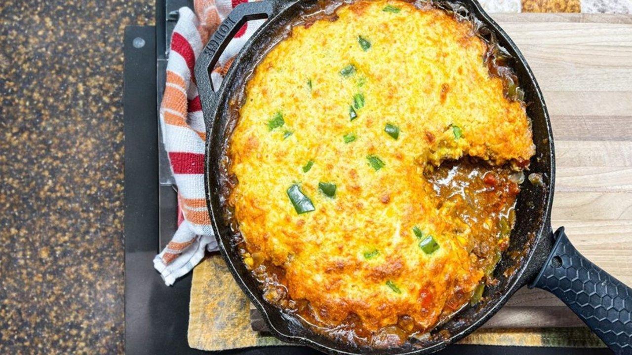 Ground Beef and Cornbread Casserole (Railroad Pie)