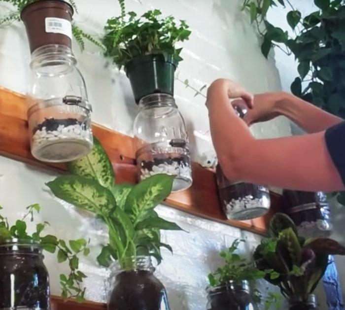 How Build A Mason Jar Garden | Mason Jar Crafts