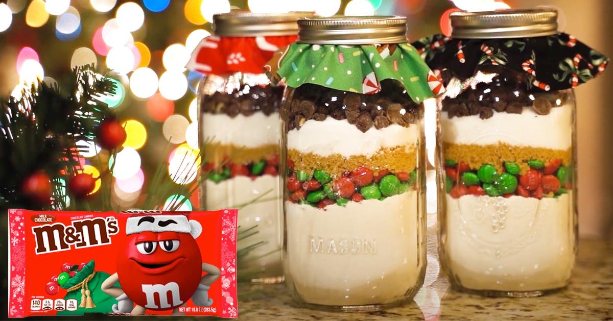 Mason Jar M&M Cookie Mix Recipe Gift Idea