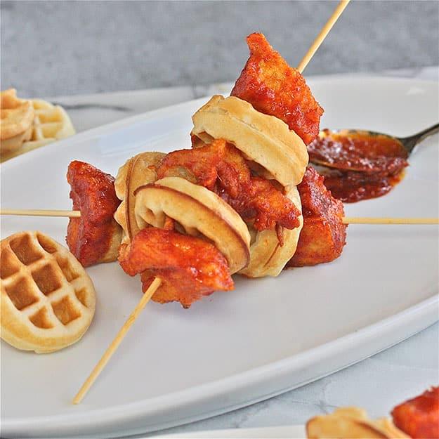Party Food Ideas | Finger Food for a Crowd | Korean Chicken & Waffles Recipe | DIY Projects and Crafts by Sueeye #appetizers #partyfood #recipes