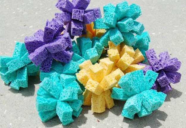 Fun Outdoor Crafts for Kids - Summer Water Activities Ideas - DIY Sponge Balls - DIY Projects & Crafts by Sueeye at
