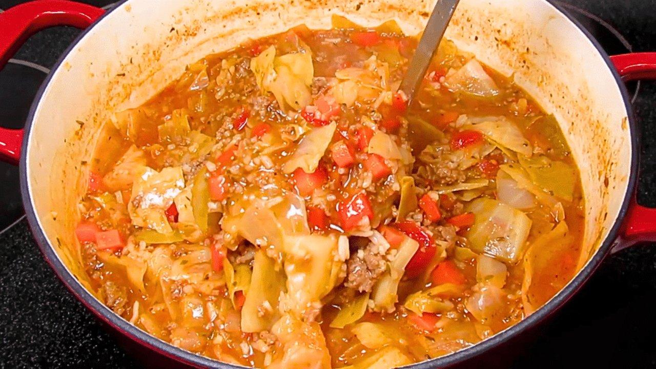 Easy Cabbage Roll Soup Recipe