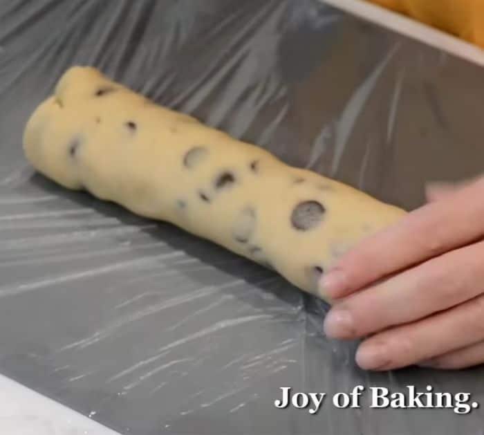 Easy Chocolate Chip Shortbread Cookies Recipe