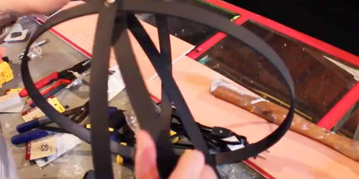 You Won’t Believe What She Does With Four Large Embroidery Hoops And A Square Dowel!