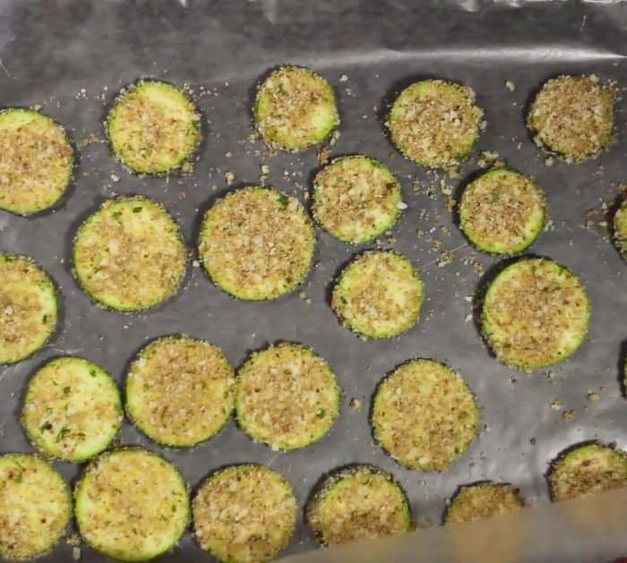 How to Make Baked Zucchini Chips