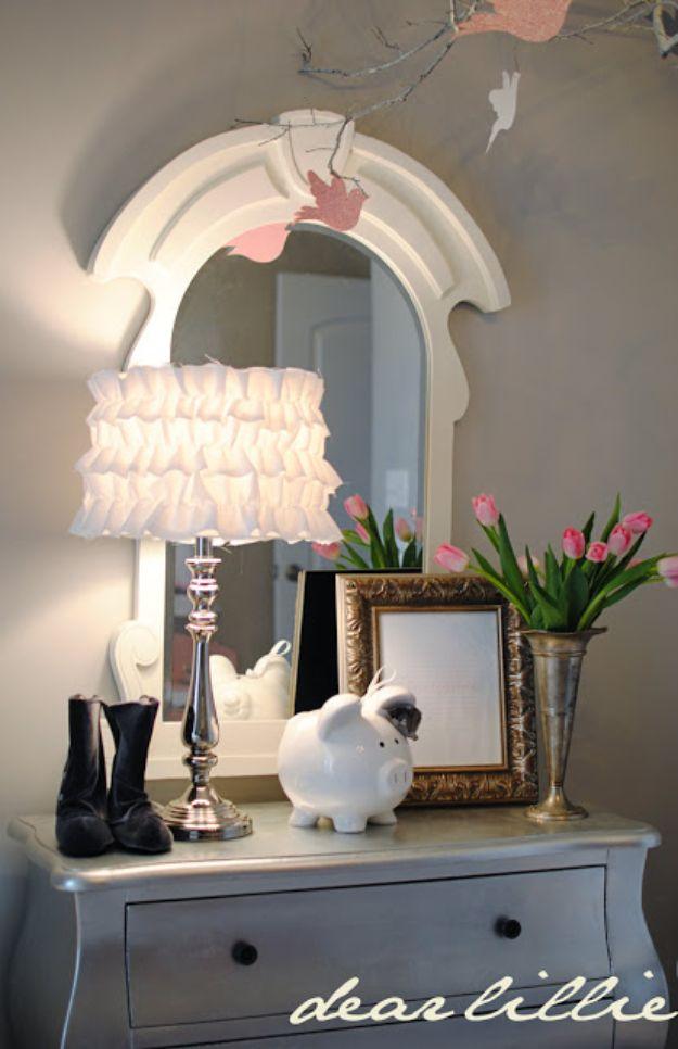 Ruffled Lampshade, budget friendly using stuff already sitting in a bin and a detail guests always ask about