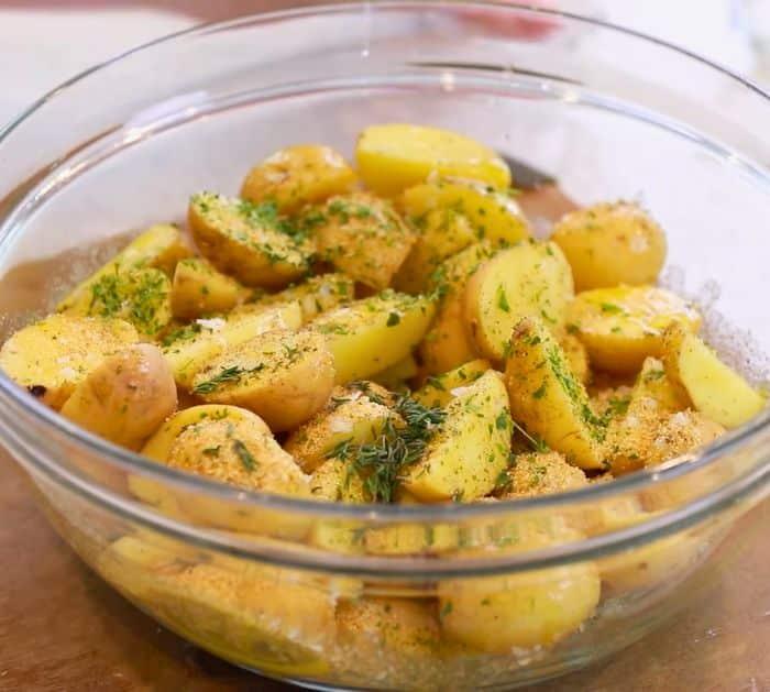 Easy Oven-Roasted Potatoes Recipe Ingredients