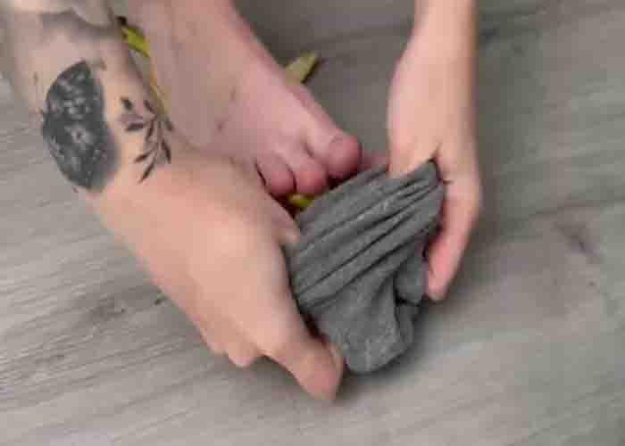 Step on a banana peel to make your feet smooth