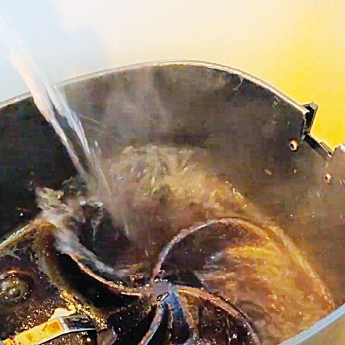Easy Air FryerCleaning Hacks - How To Clean An Air Fryer - Air Fryer Ideas