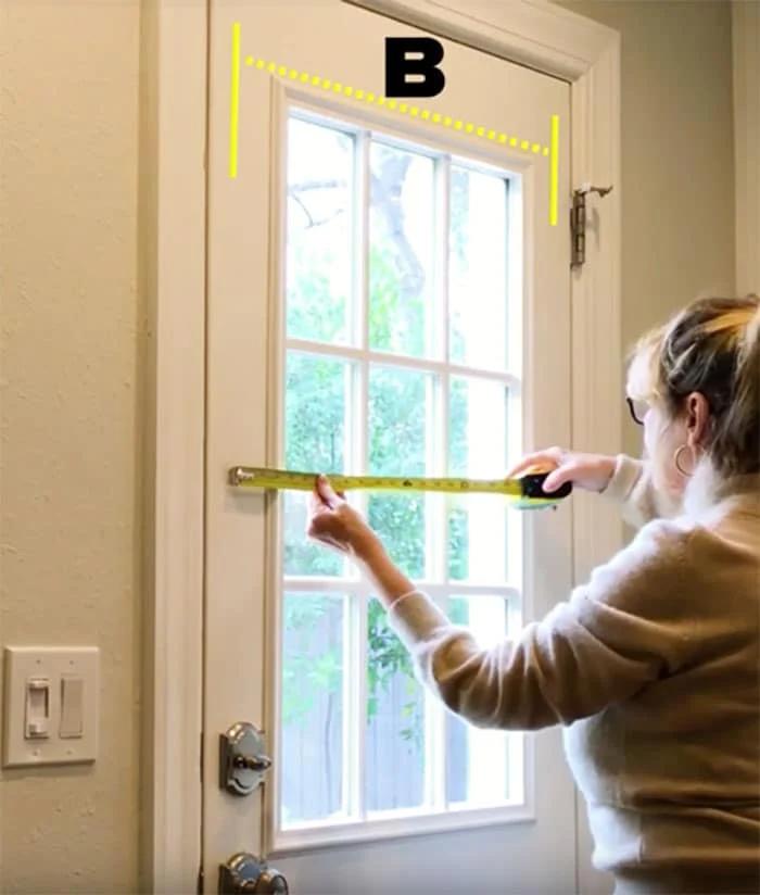 How to Make DIY Roman Shades - Cheap Home Decor Ideas - No Sew Roman Shade Made From Mini Blinds